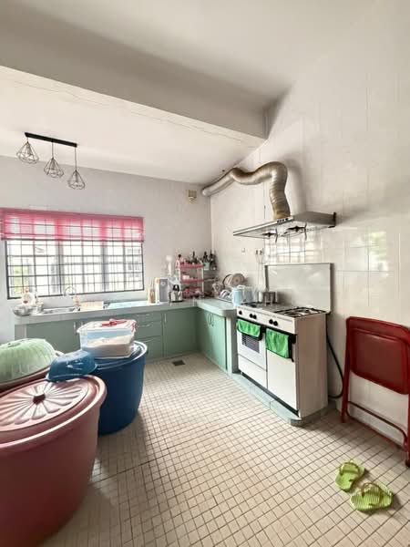 Bungalow for Rent in Taman Desa Country Homes (Rawang) - Evelyn Khoo - Kitchen - PropertyGuru.com.my