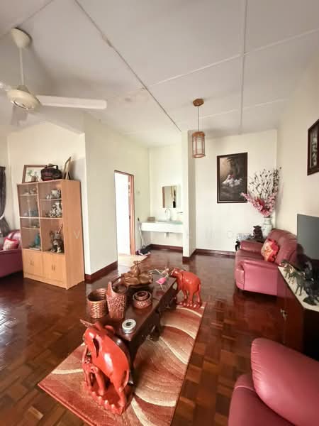 Bungalow for Rent in Taman Desa Country Homes (Rawang) - Evelyn Khoo - Living Room - PropertyGuru.com.my