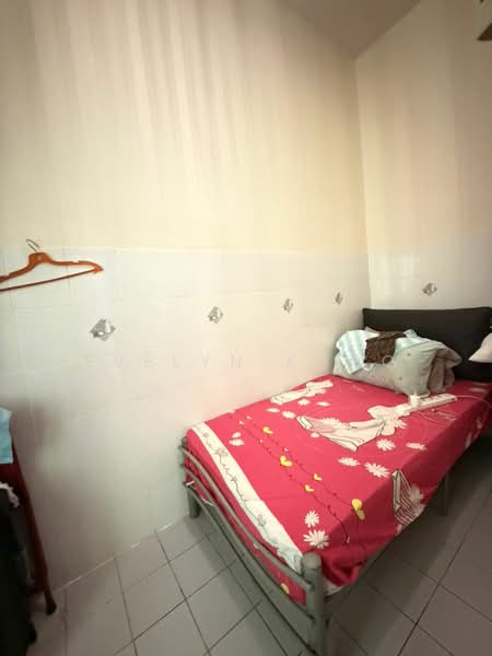 Bungalow for Rent in Taman Desa Country Homes (Rawang) - Evelyn Khoo - Bedroom - PropertyGuru.com.my