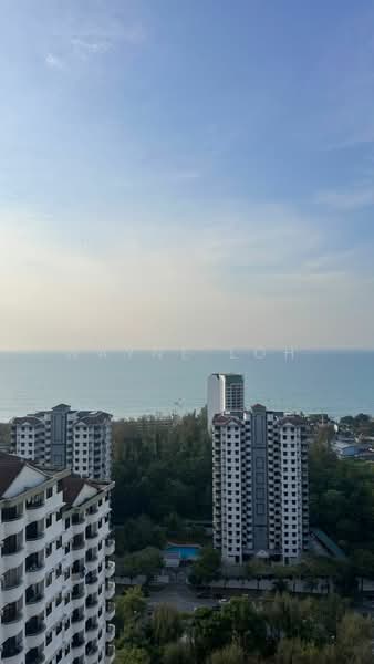 Kondominium untuk Dijual di Eden Seaview Condominium - Wayne Loh - Exterior - PropertyGuru.com.my