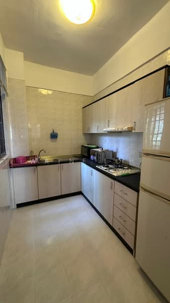 Kondominium untuk Dijual di Eden Seaview Condominium - Wayne Loh - Kitchen - PropertyGuru.com.my
