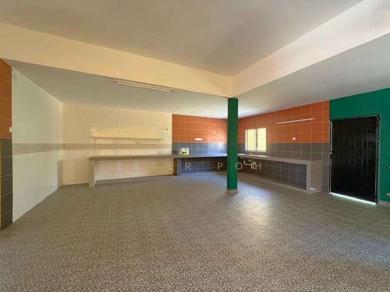 Semi-Detached House for Rent in Seremban 2 (Negeri Sembilan) - Ester Poh - Kitchen - PropertyGuru.com.my