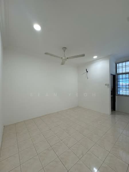 1-storey Terraced House for Sale in Iskandar Puteri (Nusajaya) (Johor) - Sean Yeoh - Living Room - PropertyGuru.com.my