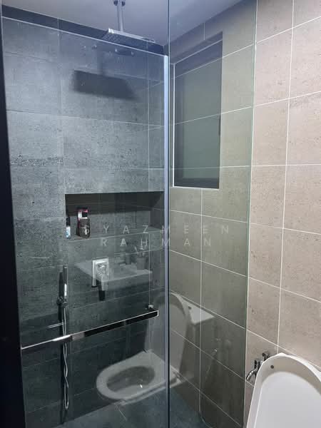 Condominium for Rent at The Valley Residences @ SkySierra - Syazmeen Rahman - Bathroom - PropertyGuru.com.my
