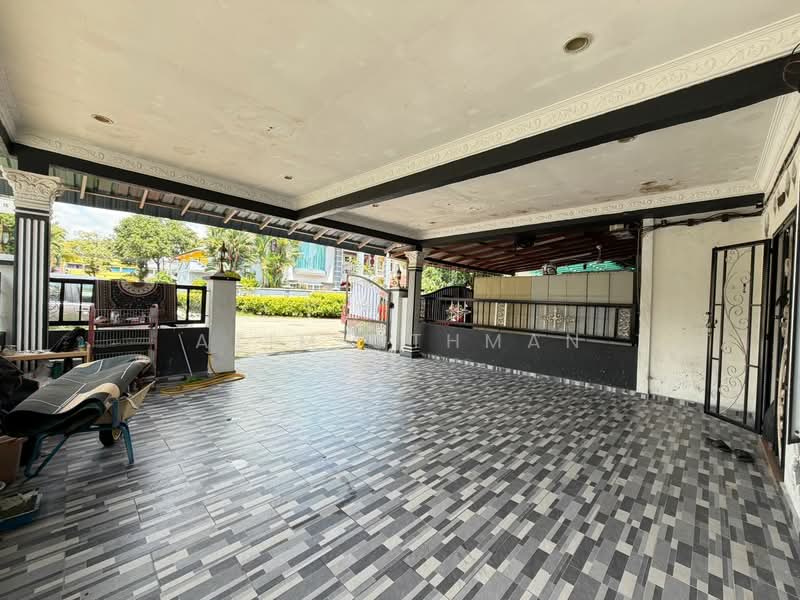 Terraced House for Sale in Taman Rakan (Kajang) - Azim Othman - Exterior - PropertyGuru.com.my