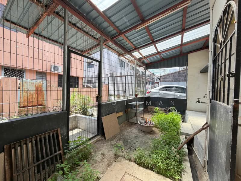 Terraced House for Sale in Taman Rakan (Kajang) - Azim Othman - Exterior - PropertyGuru.com.my