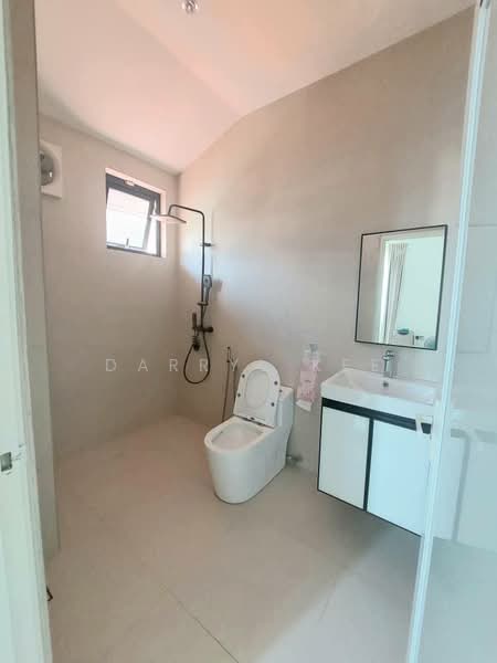 2-storey Terraced House for Sale in Austin Perdana (Tebrau) - Darryl Kee - Bathroom - PropertyGuru.com.my