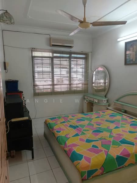 2-storey Terraced House for Sale in Bercham (Ipoh) - Angie Wong - Bedroom - PropertyGuru.com.my
