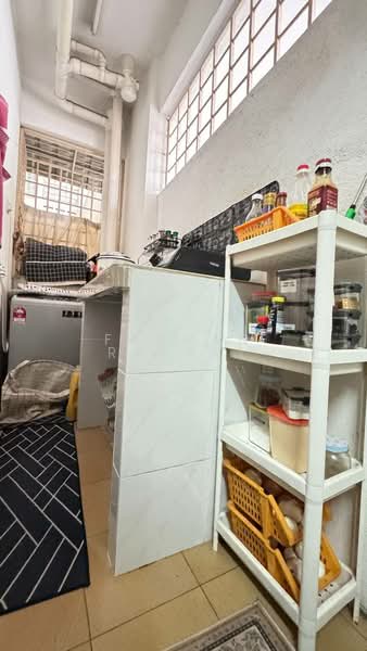 Apartment for Sale at Seri Atria Apartment - Farhan Rafael - Kitchen - PropertyGuru.com.my