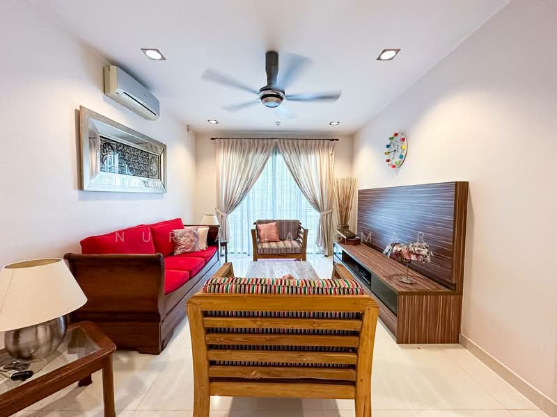 Rumah Berkembar untuk Dijual di Gombak (Selangor) - Nur Alia Omar - Living Room - PropertyGuru.com.my