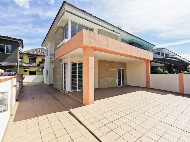 Rumah Berkembar untuk Dijual di Rawang (Selangor) - Tom Yip - Exterior - PropertyGuru.com.my
