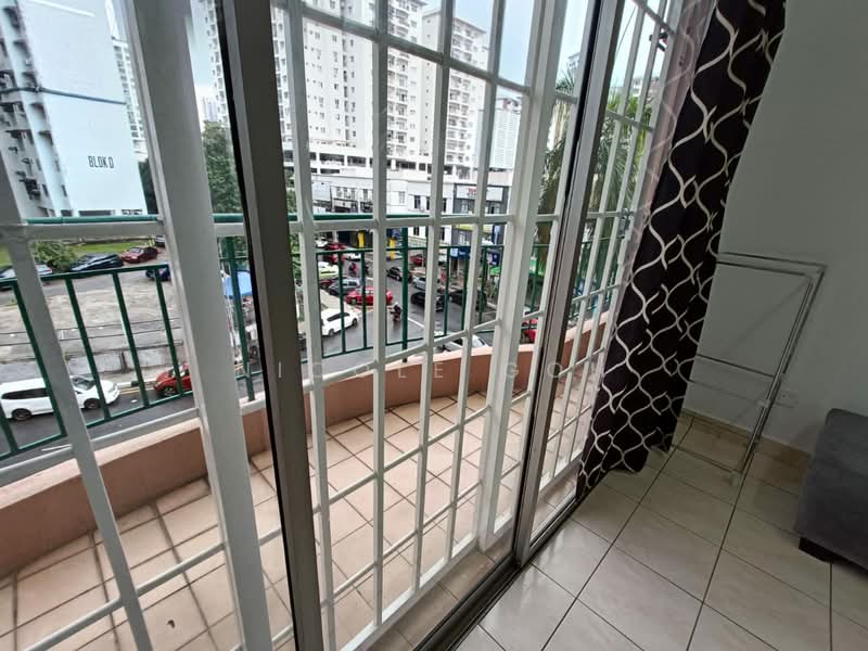 Kondominium untuk Dijual di Prima Setapak Condominium - Nicole Goh - Balcony - PropertyGuru.com.my