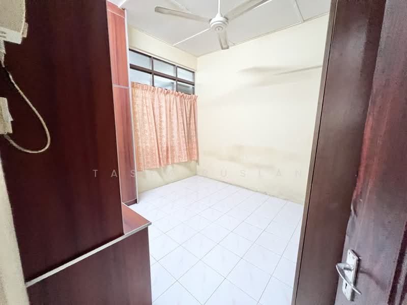 1-storey Terraced House for Sale in Senawang (Negeri Sembilan) - Tasya Ruslan - Interior - PropertyGuru.com.my