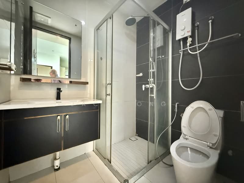 Condominium for Rent at Kings Bay @ Country Garden Danga Bay - Jacky Ong - Bathroom - PropertyGuru.com.my