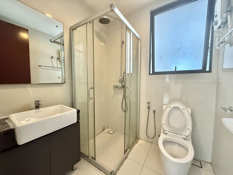 Condominium for Rent at Kings Bay @ Country Garden Danga Bay - Jacky Ong - Bathroom - PropertyGuru.com.my