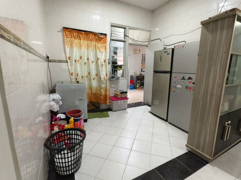 Rumah Teres 2.5 Tingkat untuk Dijual di Johor Bahru (Johor) - VK Chong - Kitchen - PropertyGuru.com.my