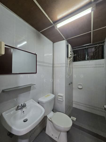 Kondominium untuk Disewa di Fraser Towers - Weng Loong Kok - Bathroom - PropertyGuru.com.my