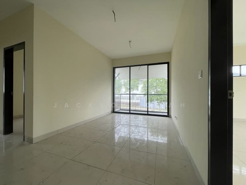 Terraced House for Sale in Saujana (Selangor) - Jackson Quah - Living Room - PropertyGuru.com.my
