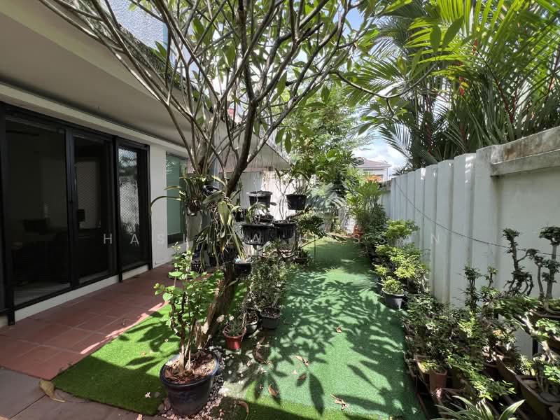 Rumah Berkembar untuk Dijual di Bangi (Selangor) - Hasliza Hassan - Garden - PropertyGuru.com.my