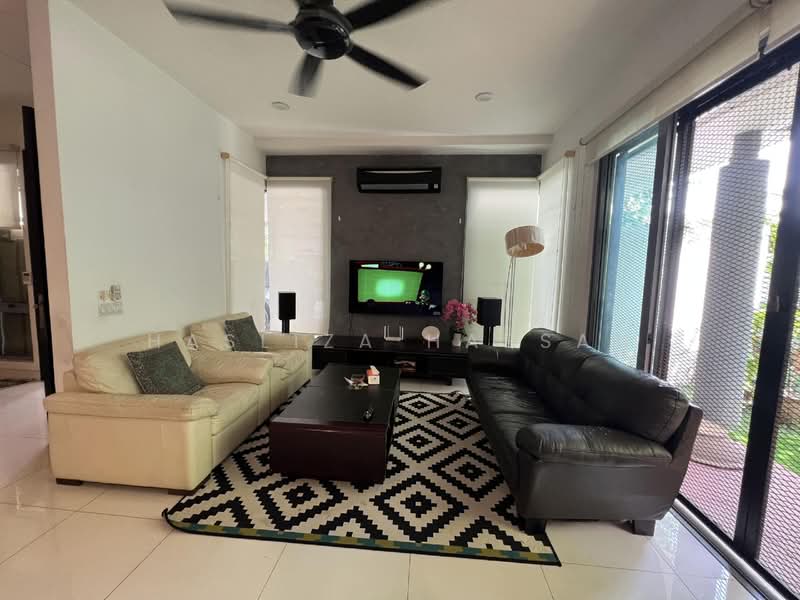 Rumah Berkembar untuk Dijual di Bangi (Selangor) - Hasliza Hassan - Living Room - PropertyGuru.com.my