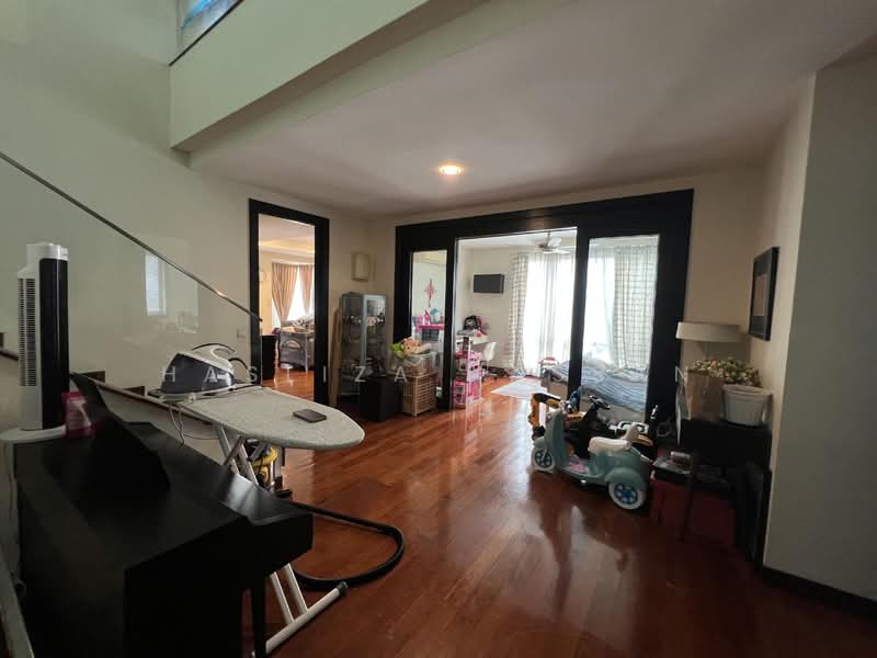Rumah Berkembar untuk Dijual di Bangi (Selangor) - Hasliza Hassan - Living Room - PropertyGuru.com.my