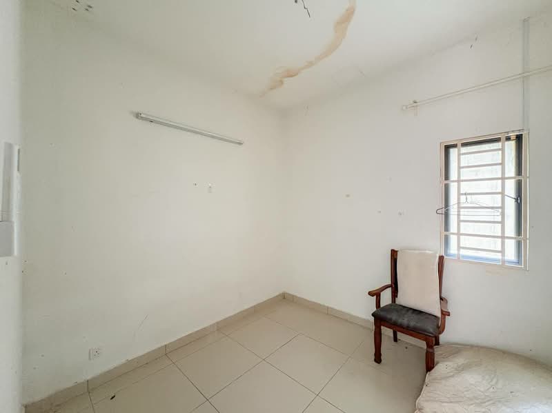 Rumah Berkembar untuk Dijual di Seksyen 5 (Bangi) - Zaty Jasmin - Interior - PropertyGuru.com.my