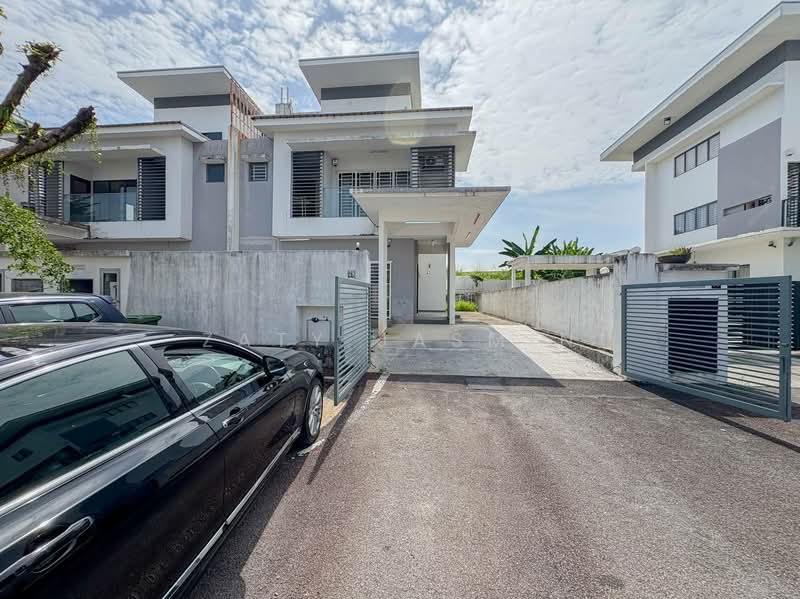 Rumah Berkembar untuk Dijual di Seksyen 5 (Bangi) - Zaty Jasmin - Exterior - PropertyGuru.com.my
