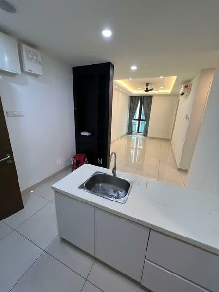 Service Residence for Sale at H2O Residences - Ryan Soo - Kitchen - PropertyGuru.com.my