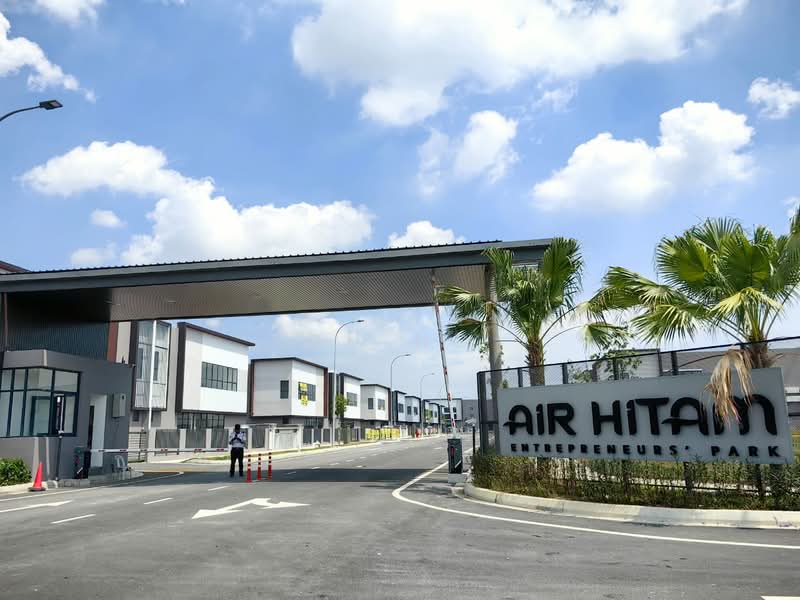 Semi-D Factory for Sale in Taman Perindustrian Air Hitam (Klang) - CH Ng - Exterior - PropertyGuru.com.my
