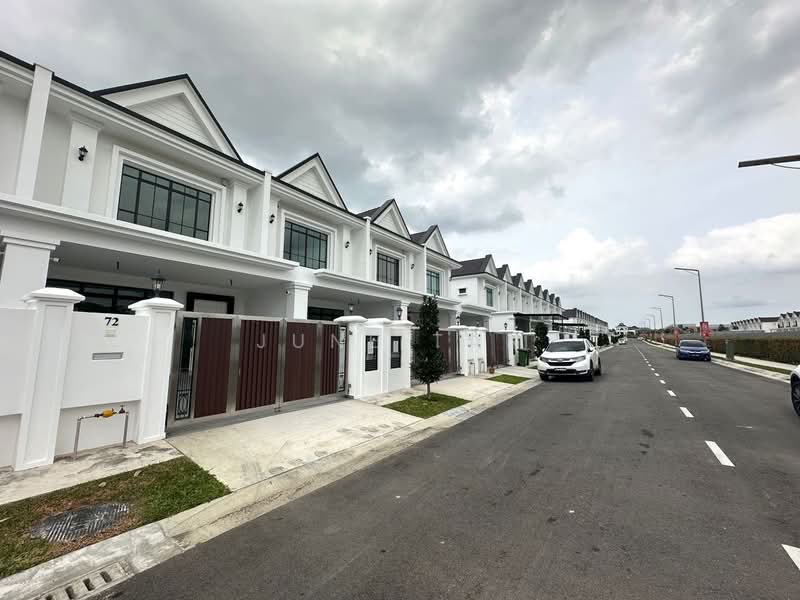 Rumah Teres 2 Tingkat untuk Dijual di Bandar Seri Alam (Masai) - June Tan - PropertyGuru.com.my