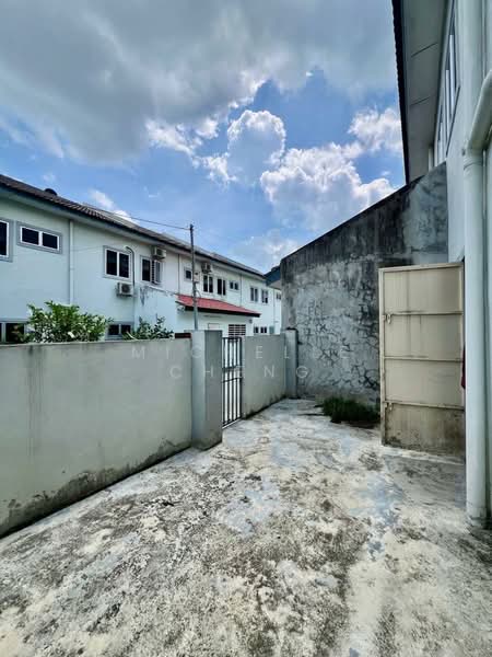 2-storey Terraced House for Sale in Ipoh (Perak) - Michelle Cheng - Exterior - PropertyGuru.com.my