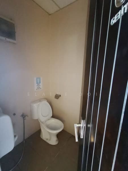 Office for Rent in Bayan Baru (Penang) - Elaine Ooi - Bathroom - PropertyGuru.com.my