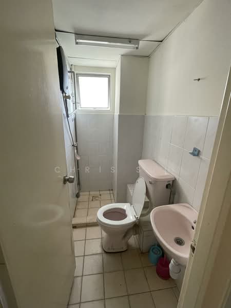 Condominium for Sale at Danau Impian - Chris Sun - Bathroom - PropertyGuru.com.my
