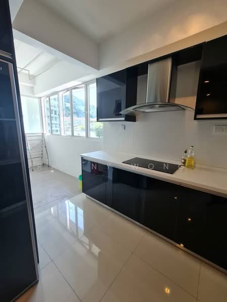 Kondominium untuk Dijual di Surin Condominium - Rainny Wong - Kitchen - PropertyGuru.com.my