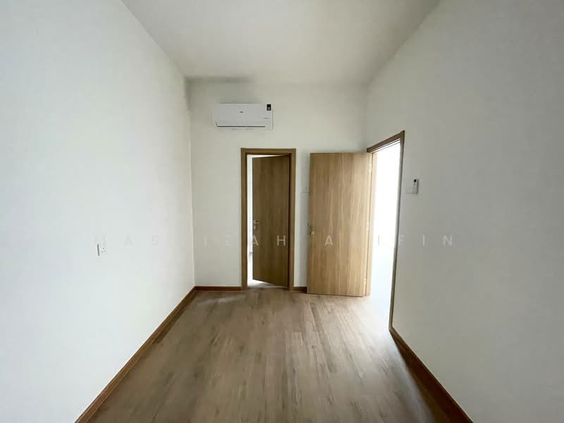 Service Residence for Sale at Armani Raja Uda - Masnizah Arifin - Interior - PropertyGuru.com.my