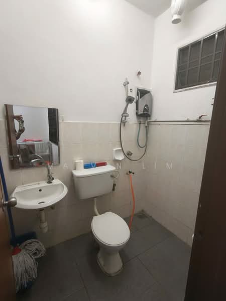 2-storey Terraced House for Sale in Mutiara Rini (Skudai) - Marvin Lim - Bathroom - PropertyGuru.com.my