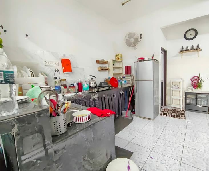 Rumah Teres 2 Tingkat untuk Dijual di Bertam Perdana 3 (Kepala Batas) - Aswad . - Kitchen - PropertyGuru.com.my