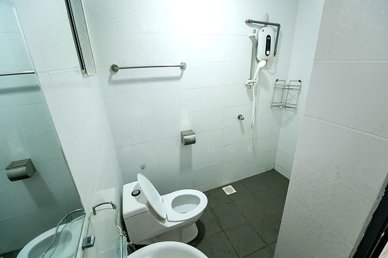 Kondominium untuk Dijual di Mahkota Garden - Nick Mok - Bathroom - PropertyGuru.com.my
