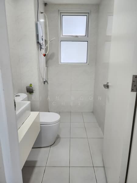Servis Apartment untuk Disewa di Eco Sky - Kian Boon Chee - Bathroom - PropertyGuru.com.my