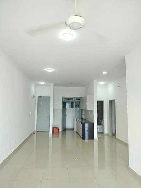 Kondominium untuk Dijual di Green Park Residence - Y.H. Lee - Living Room - PropertyGuru.com.my