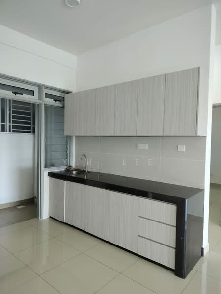 Kondominium untuk Dijual di Green Park Residence - Y.H. Lee - Kitchen - PropertyGuru.com.my