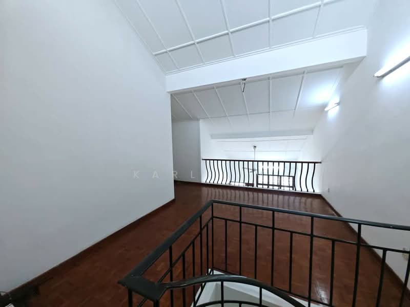 1.5-storey Terraced House for Sale in Taman Molek (Johor Bahru) - Karl Lim - Interior - PropertyGuru.com.my