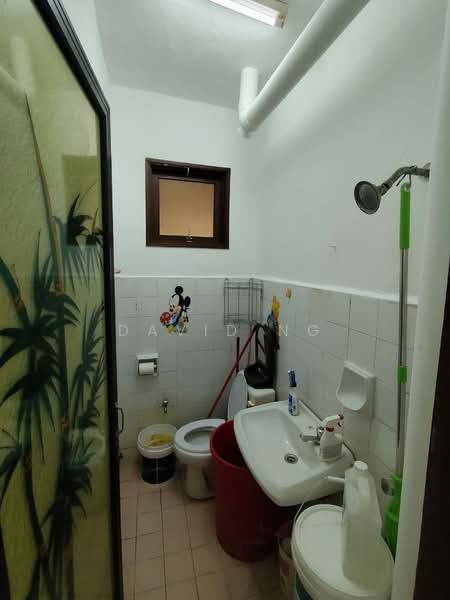 Rumah Flat untuk Dijual di Angsana - David Ng - Bathroom - PropertyGuru.com.my