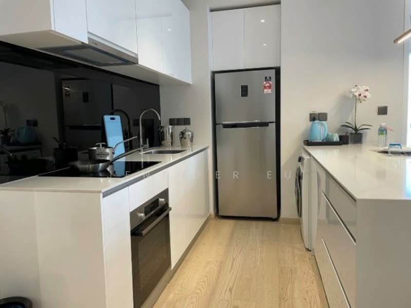 Service Residence for Sale at Star Residences One - Jennifer Eu - Kitchen - PropertyGuru.com.my