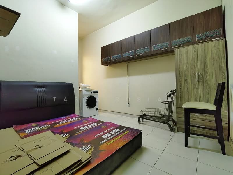 2-storey Terraced House for Sale in Bandar Nusaputra (Puchong) - Tasya Ruslan - Bedroom - PropertyGuru.com.my
