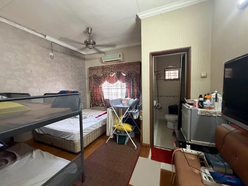 Terraced House for Sale in Cheras (Selangor) - Ricky Ng - Bedroom - PropertyGuru.com.my