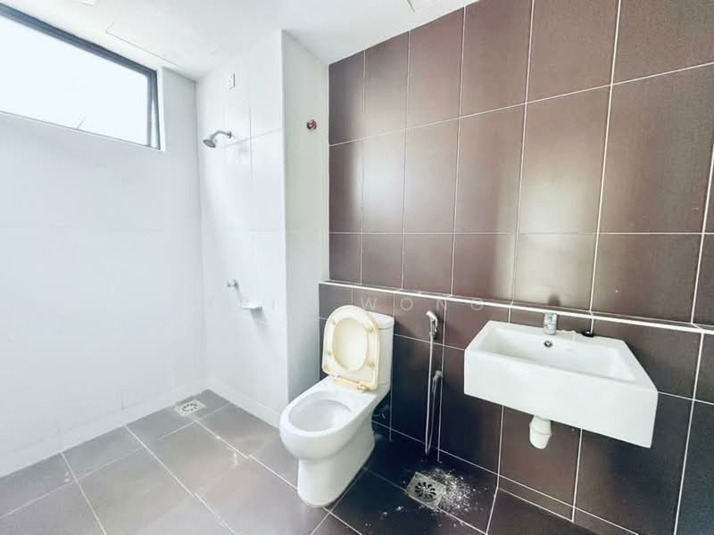Servis Apartment untuk Disewa di The Garden Residences - Eric Wong - Bathroom - PropertyGuru.com.my