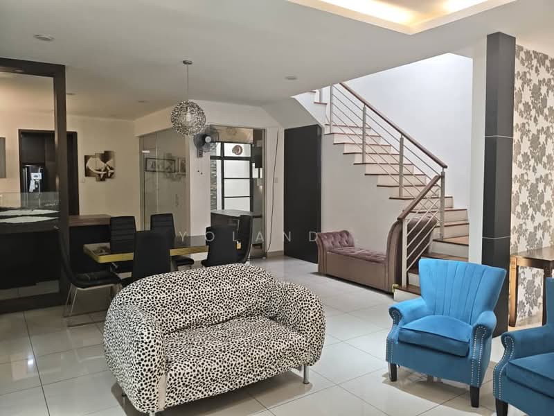 Cluster House for Rent in Taman Adda Heights (Tebrau) - Yoland . - Living Room - PropertyGuru.com.my