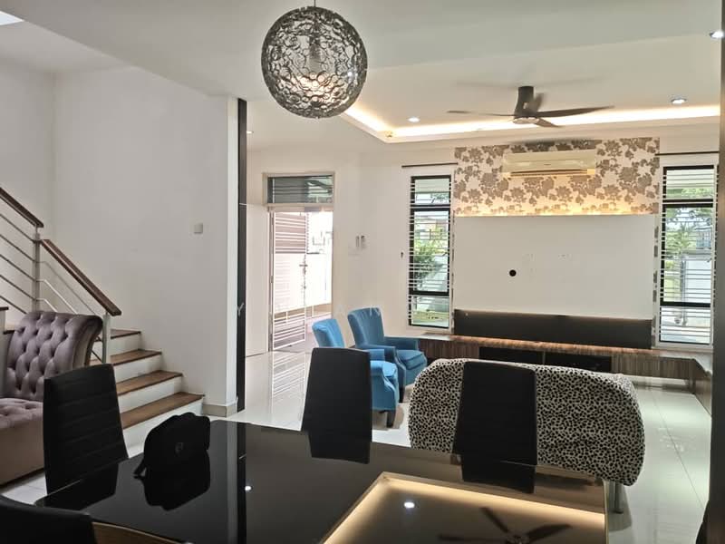 Cluster House for Rent in Taman Adda Heights (Tebrau) - Yoland . - Living Room - PropertyGuru.com.my