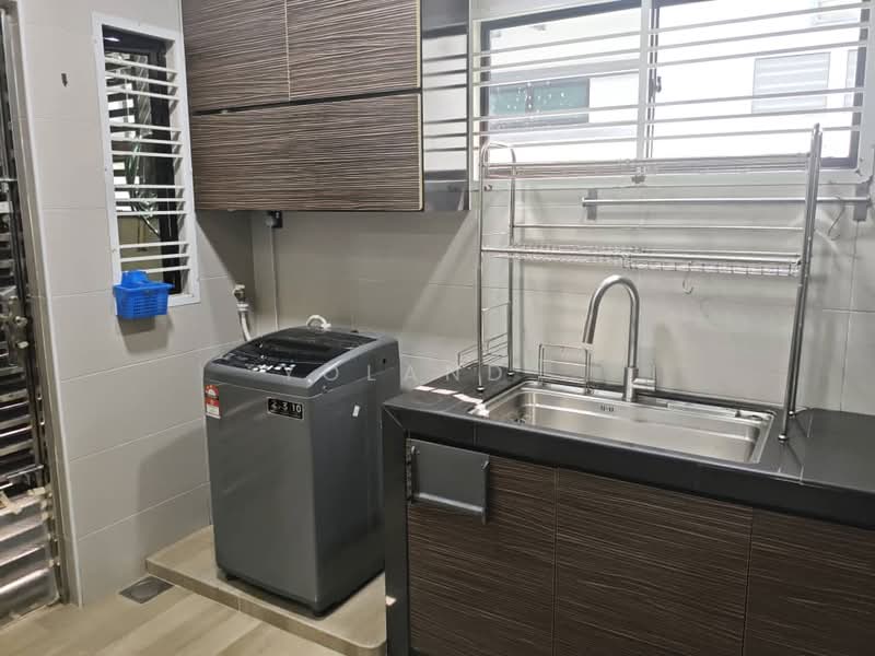 Cluster House for Rent in Taman Adda Heights (Tebrau) - Yoland . - Kitchen - PropertyGuru.com.my
